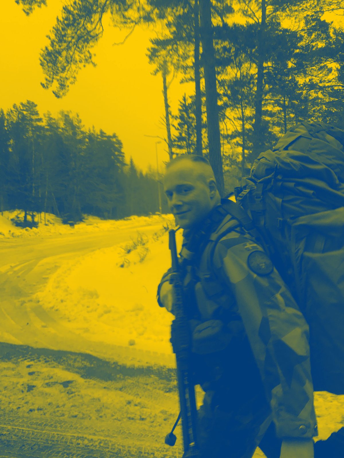 Niklas Lindahl in uniforme durante il servizio militare svedese, 2016