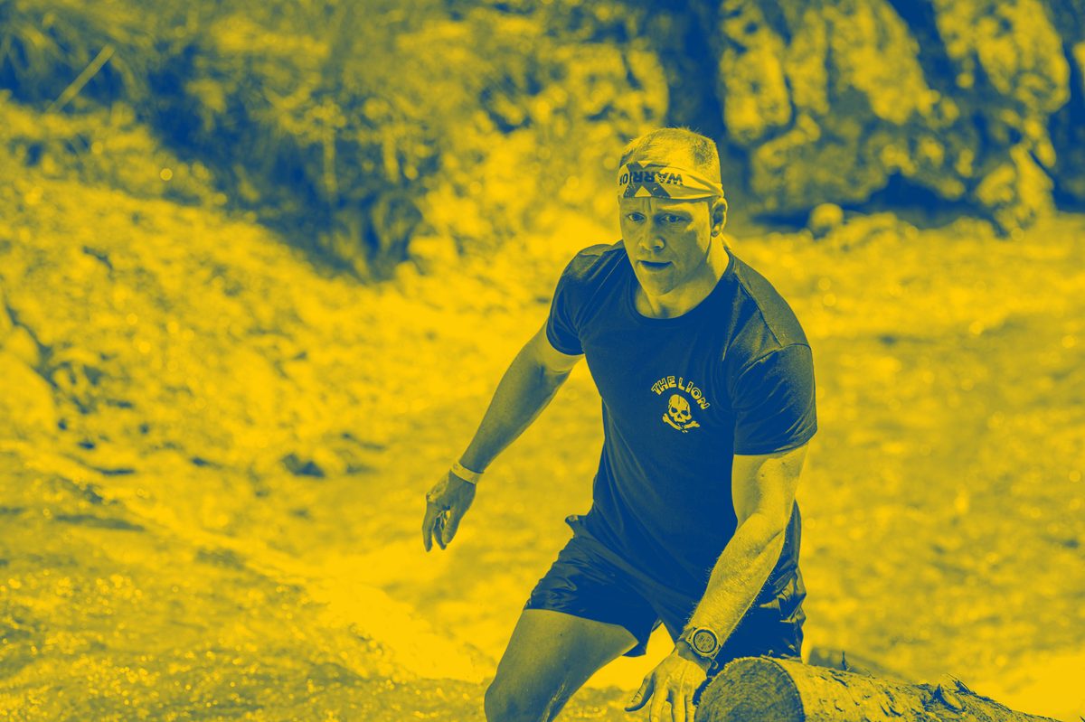 Niklas Lindahl durante una prova d'acqua della X-Warrior race